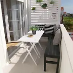 Apartment 4 Elements *